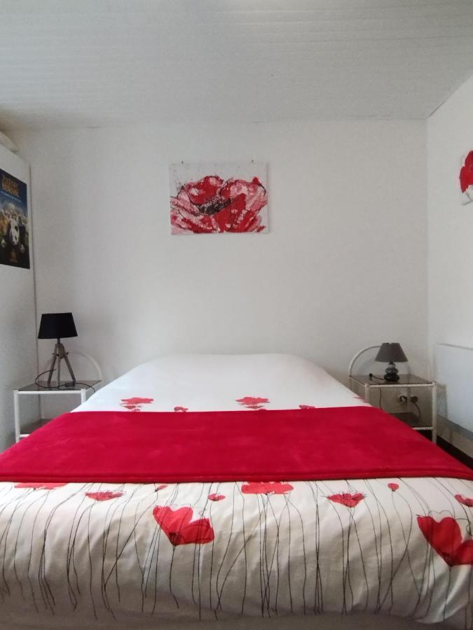 Studio Les Coquelicots Saint-Romain-sur-Cher Екстериор снимка