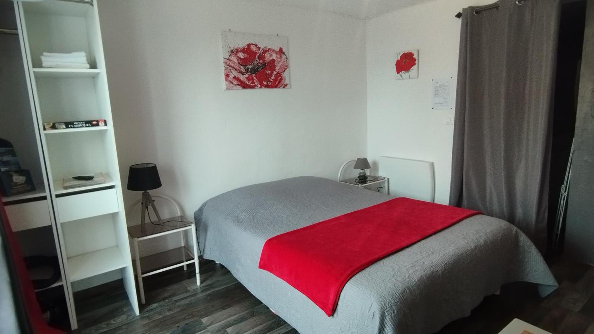Studio Les Coquelicots Saint-Romain-sur-Cher Екстериор снимка