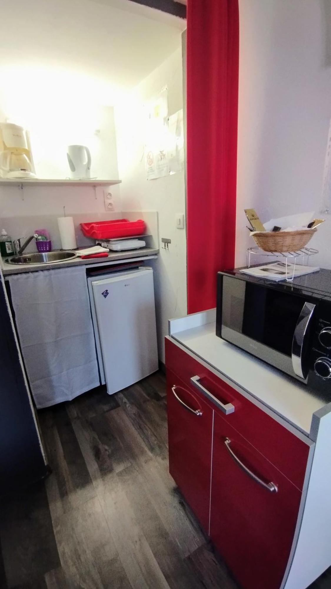 Studio Les Coquelicots Saint-Romain-sur-Cher Екстериор снимка